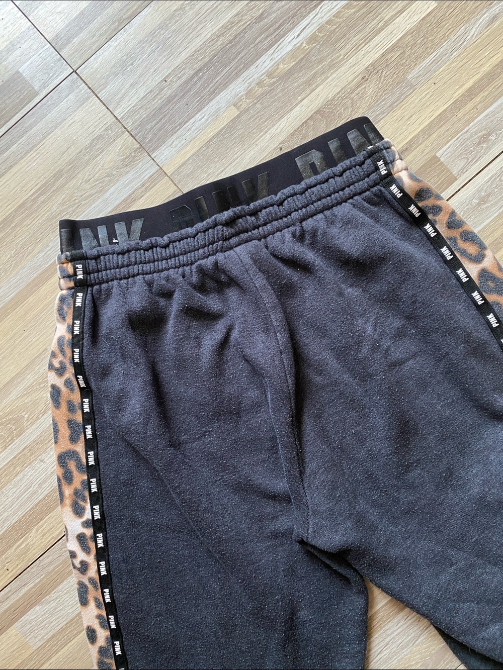 Victoria’s Secret Pink sweatpant joggers size women’s extra small - Picture 6 of 7